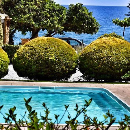 Appartamento Korakas Beach Rodakino Esterno foto